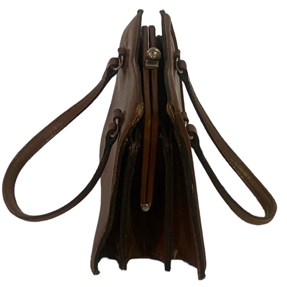 LVintage mini briefcase handbag in brown.